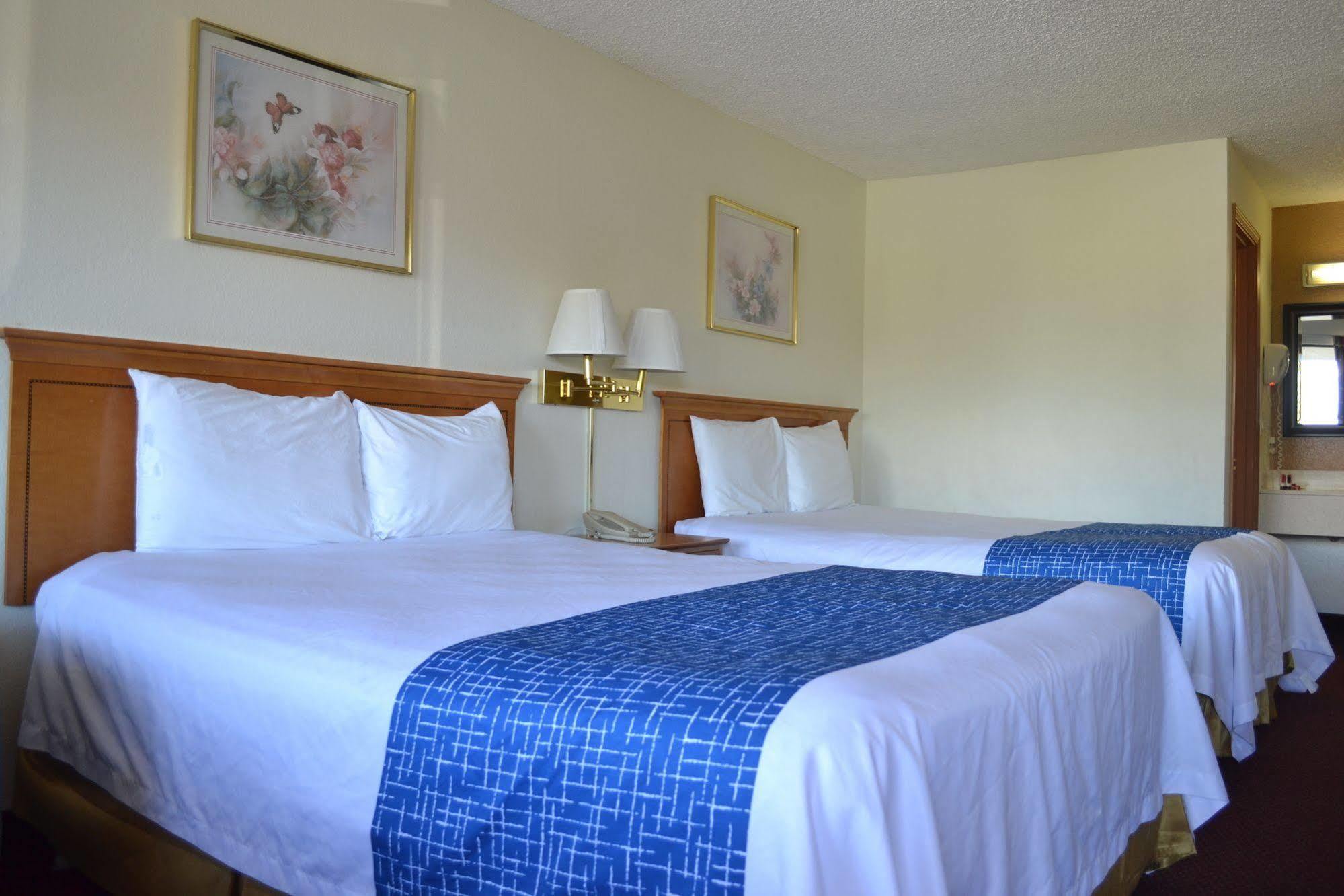 Travelodge By Wyndham Sea-Tac Airport North Tukwila Bagian luar foto