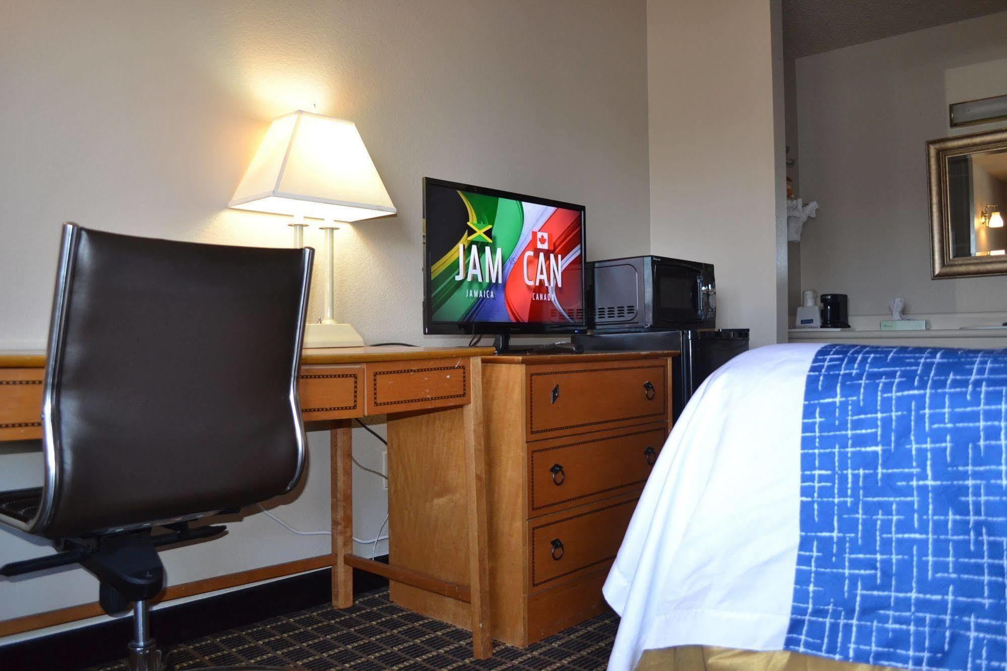 Travelodge By Wyndham Sea-Tac Airport North Tukwila Bagian luar foto