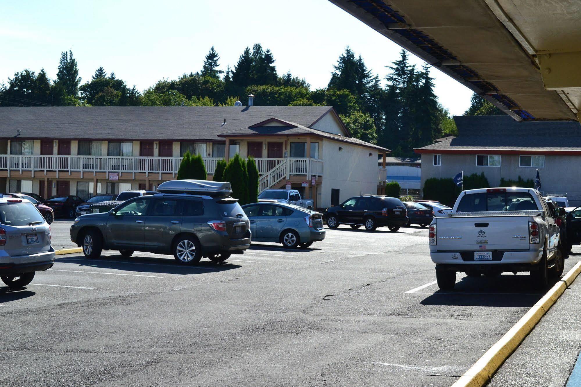 Travelodge By Wyndham Sea-Tac Airport North Tukwila Bagian luar foto