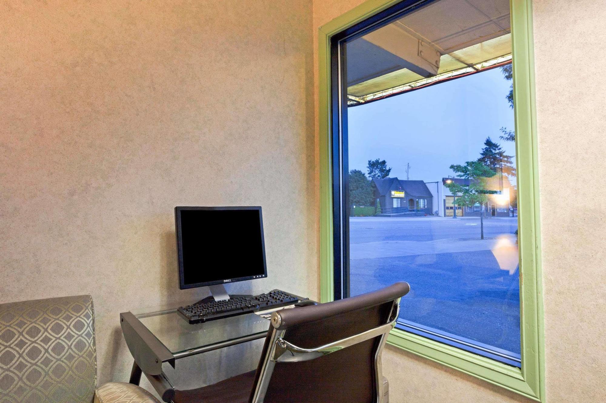 Travelodge By Wyndham Sea-Tac Airport North Tukwila Bagian luar foto